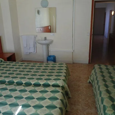 8号指针住宿 2* 帕爾馬
